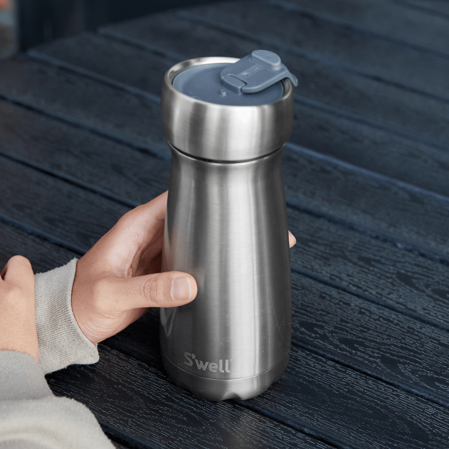 commuter-lid-p8 Swell-Commuter-Lid-Lifestyle.png