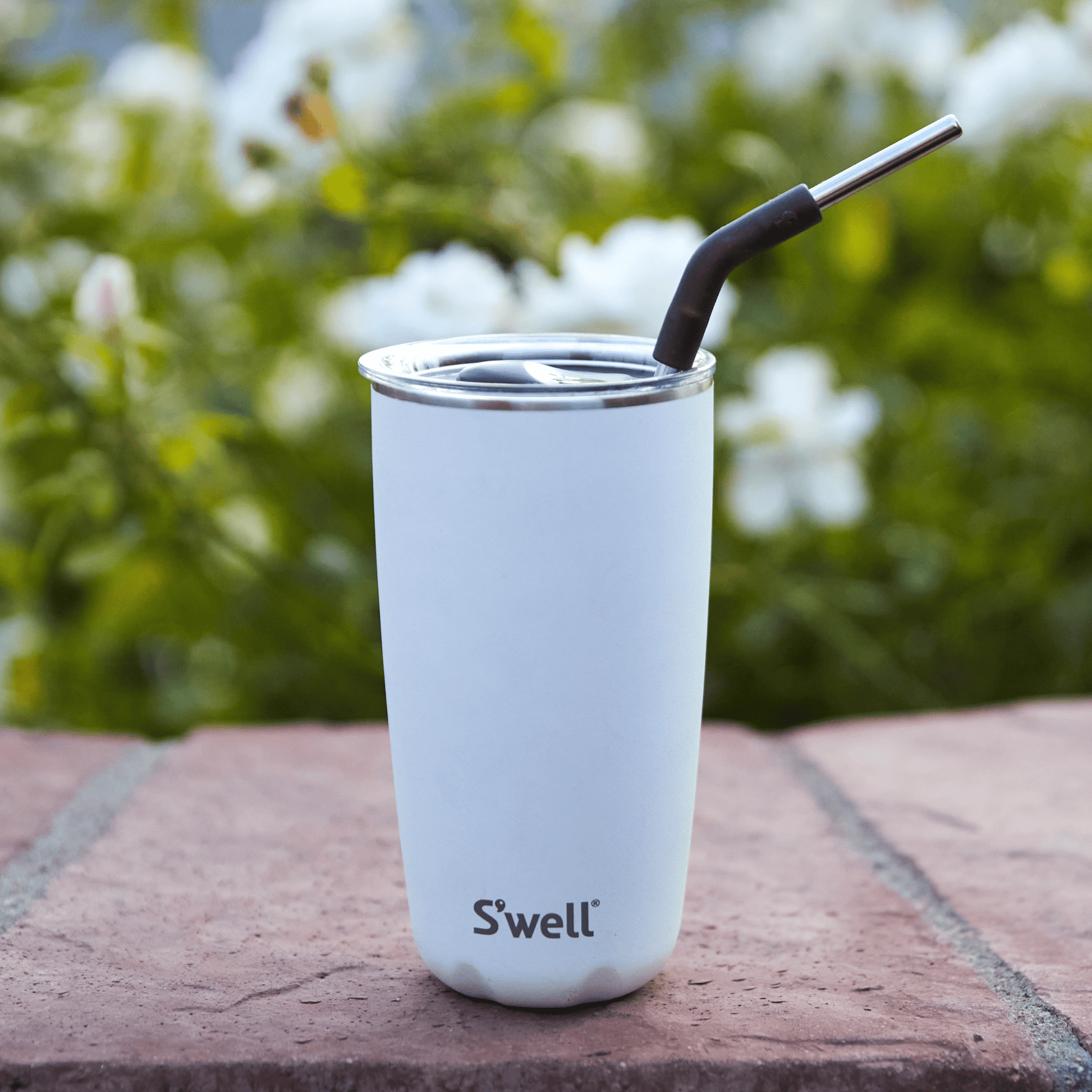 stainless-steel-straw-set-m8 Swell-Stainless-Steel-Straw-Set-Lifestyle-1.png