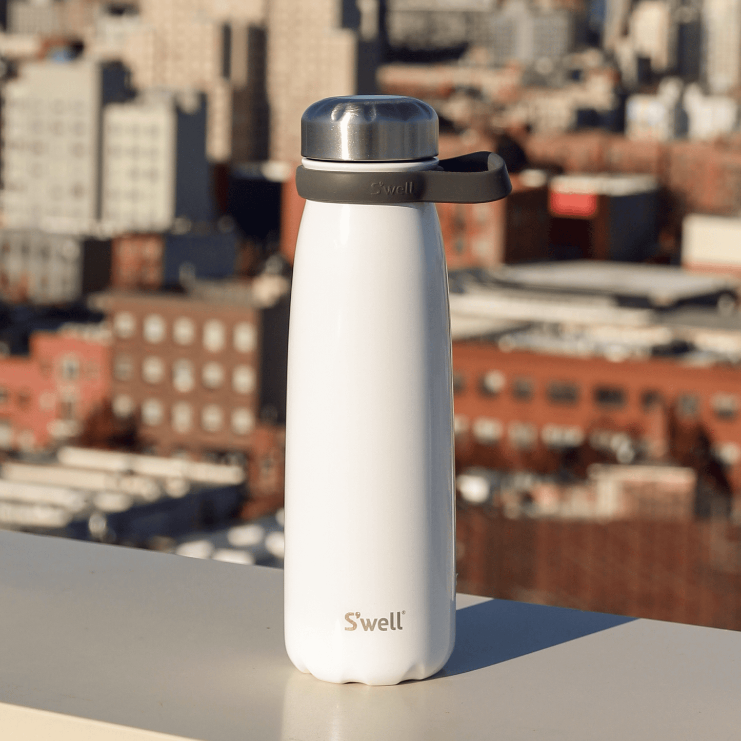 traveler-40oz-m8 Swell-Water-Bottle-Traveler-40oz-White-Angel-Food-Lifestyle.png